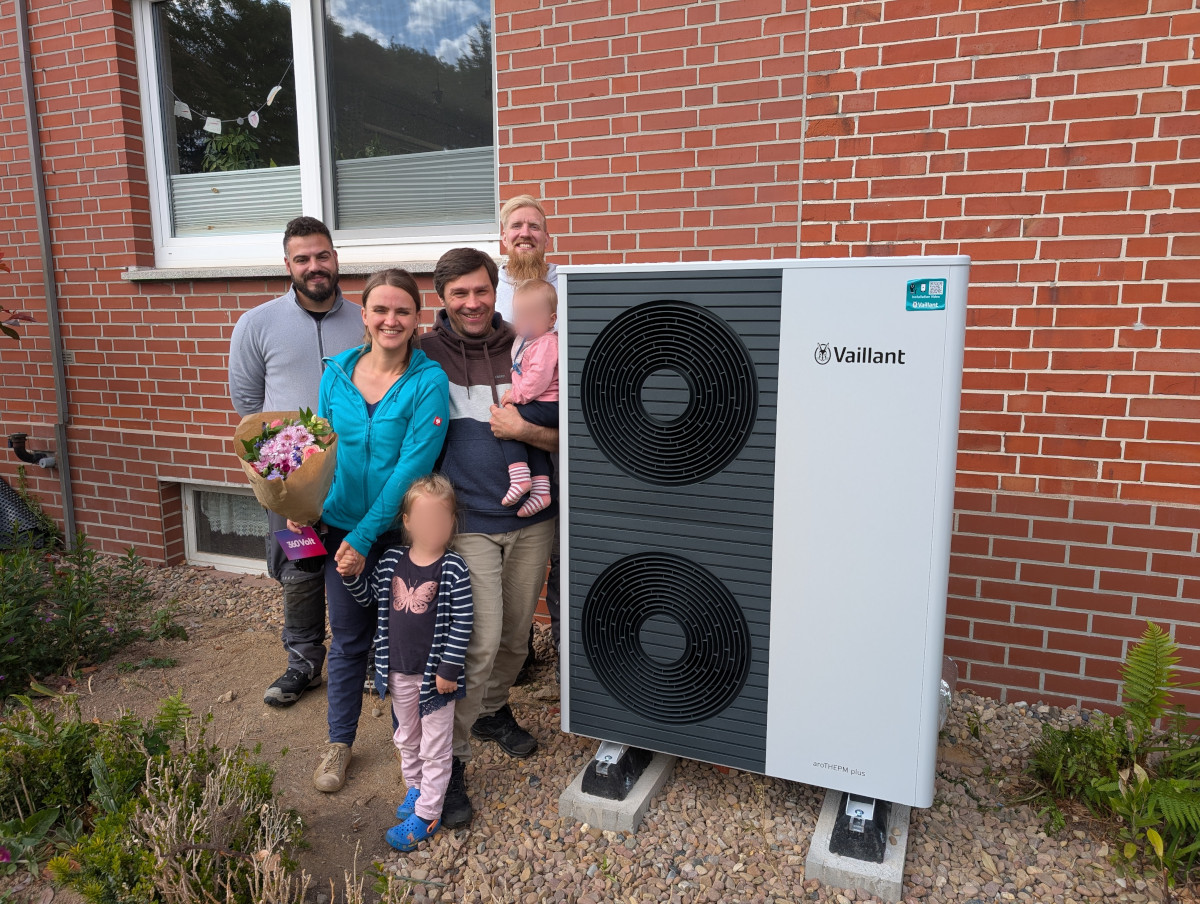 Vaillant aroTherm Plus Wärmepumpe mit 360Volt Handwerkern und Kunden